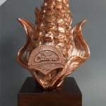 mazorcas-trofeos-personalizados-bronce